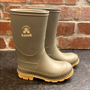 Kamik rain boots